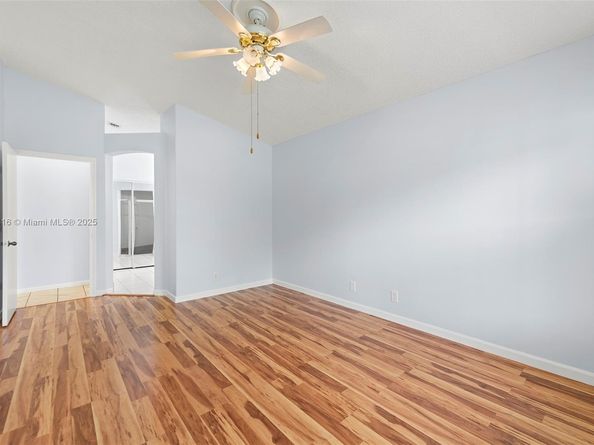 5618 Kingsmill Ct, Lake Worth FL 33463