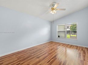 5618 Kingsmill Ct, Lake Worth FL 33463