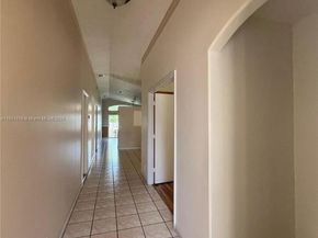 5618 Kingsmill Ct, Lake Worth FL 33463