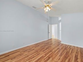 5618 Kingsmill Ct, Lake Worth FL 33463