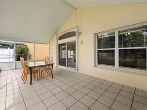 5618 Kingsmill Ct, Lake Worth FL 33463