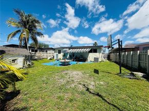 1158 W 24th St, Hialeah FL 33010