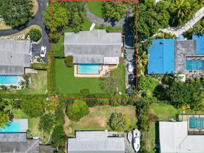 7485 SW 159th Ter, Palmetto Bay FL 33157