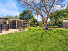 7485 SW 159th Ter, Palmetto Bay FL 33157