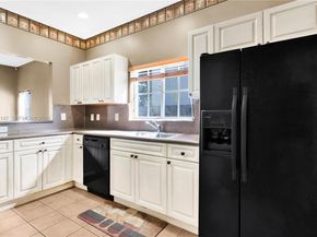 2875 NE 4th St, Homestead FL 33033