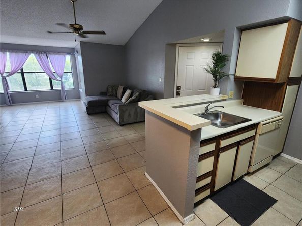 2866 S University Drive 5308, Davie FL 33328