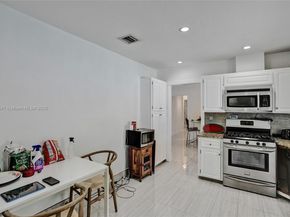 19780 SW 84th Ave, Cutler Bay FL 33189