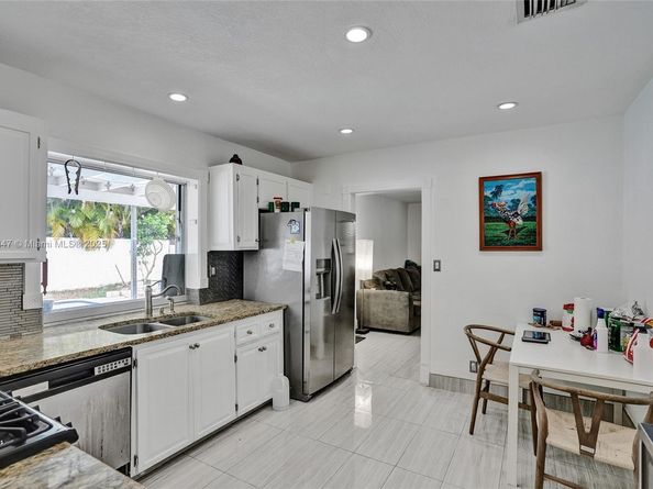 19780 SW 84th Ave, Cutler Bay FL 33189