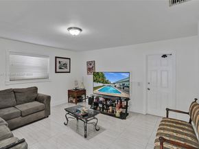 19780 SW 84th Ave, Cutler Bay FL 33189