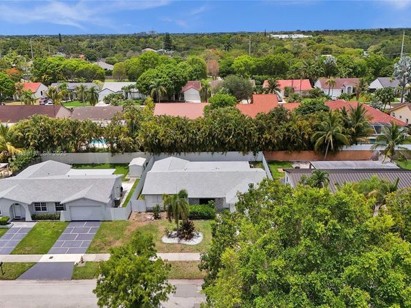 19780 SW 84th Ave, Cutler Bay FL 33189