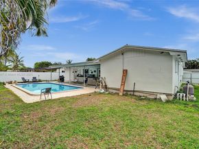 19780 SW 84th Ave, Cutler Bay FL 33189