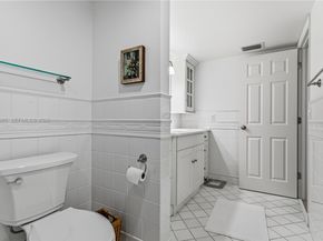 3101 NE 47th Ct 403, Fort Lauderdale FL 33308
