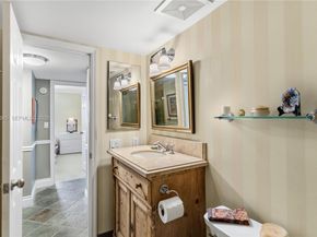 3101 NE 47th Ct 403, Fort Lauderdale FL 33308