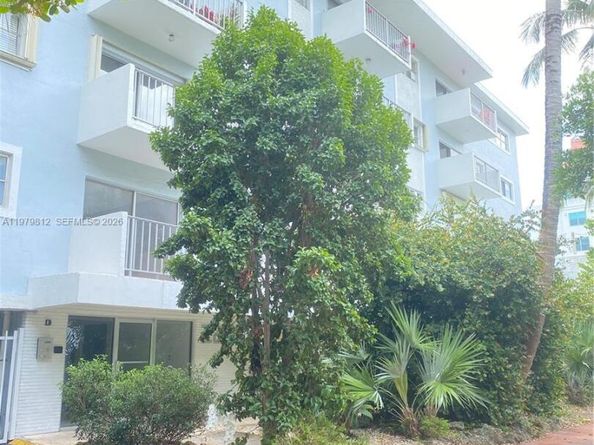 221 Meridian Ave 305, Miami Beach FL 33139