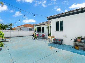 933 NW 136th Ave, Miami FL 33182
