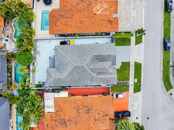 933 NW 136th Ave, Miami FL 33182
