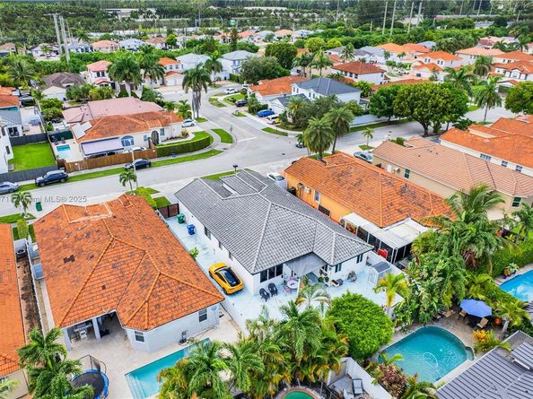 933 NW 136th Ave, Miami FL 33182