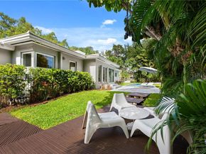 520 Castania Ave, Coral Gables FL 33146