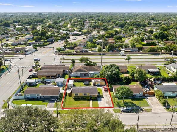 10210 SW 151st Ter, Miami FL 33176