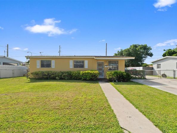 10210 SW 151st Ter, Miami FL 33176