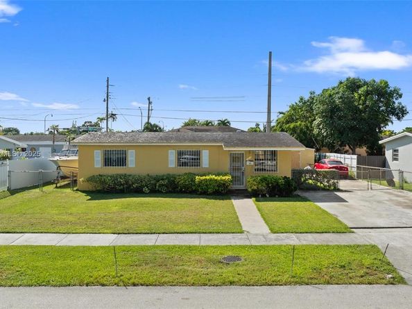 10210 SW 151st Ter, Miami FL 33176