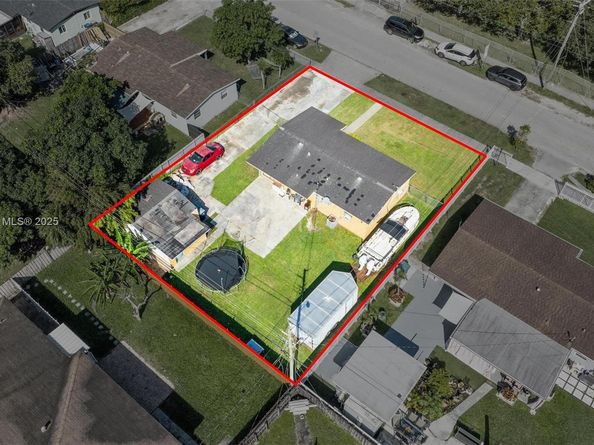 10210 SW 151st Ter, Miami FL 33176