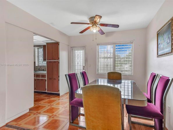 2072 NE 169th St 10, North Miami Beach FL 33162