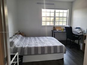 101 SW 117th Ave 7205, Pembroke Pines FL 33025