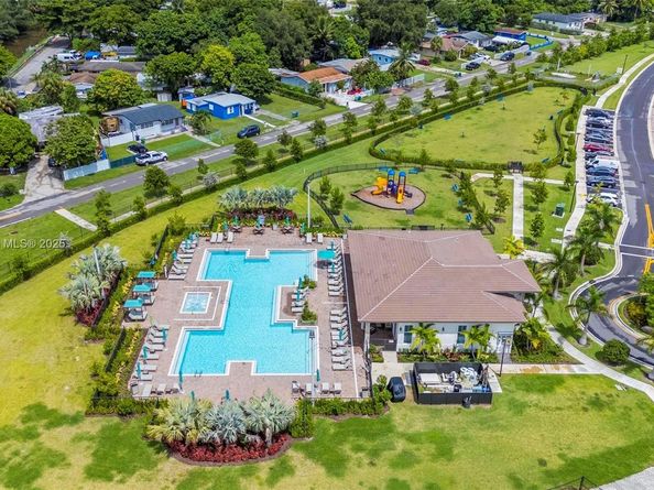 12774 NW 22nd Pl, Miami FL 33167