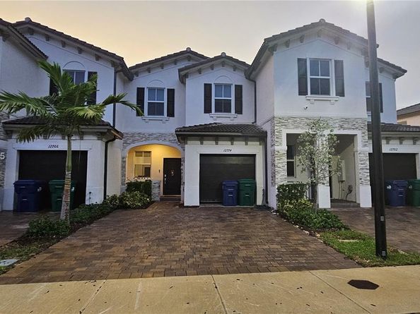 12774 NW 22nd Pl, Miami FL 33167