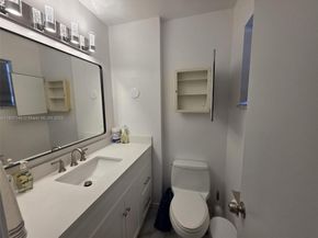 1425 Atlantic Shores Blvd 204, Hallandale Beach FL 33009