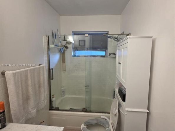 1425 Atlantic Shores Blvd 204, Hallandale Beach FL 33009