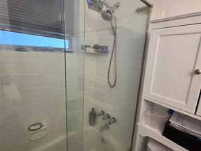 1425 Atlantic Shores Blvd 204, Hallandale Beach FL 33009