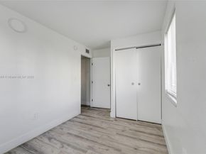 1630 NW 18th St, Miami FL 33125