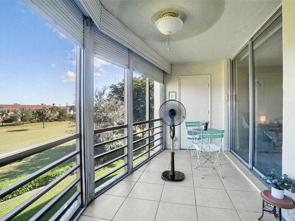 23099 N Barwood Ln N 307, Boca Raton FL 33428