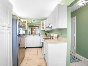 23099 N Barwood Ln N 307, Boca Raton FL 33428