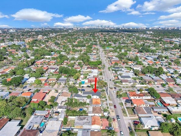 6501 SW 4th St, Miami FL 33144