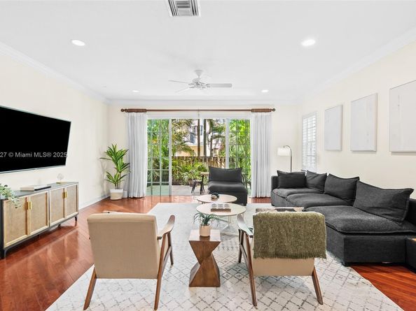 419 SW 5th St 419, Fort Lauderdale FL 33315
