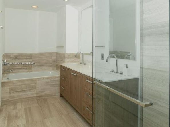350 Ocean Dr 205N, Key Biscayne FL 33149