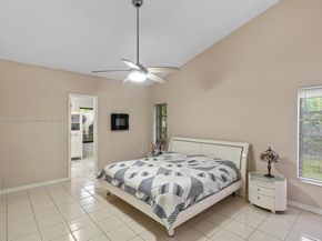 16621 Royal Poinciana Ct, Weston FL 33326