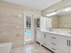 16621 Royal Poinciana Ct, Weston FL 33326