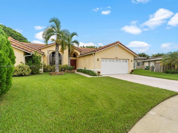 16621 Royal Poinciana Ct, Weston FL 33326