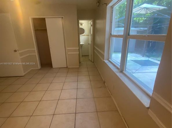 1739 SW 28th Ter, Fort Lauderdale FL 33312
