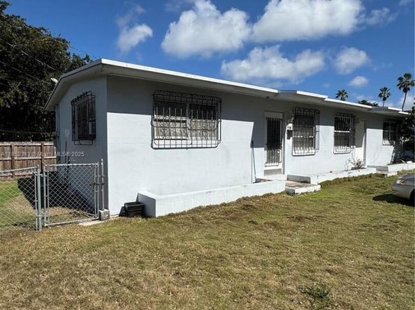 5900 NE 4th Ct, Miami FL 33137