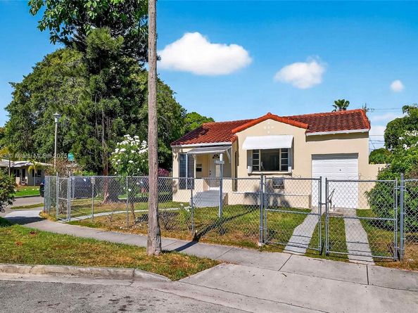 5900 NE 4th Ct, Miami FL 33137
