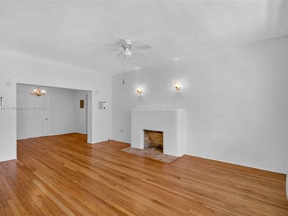 5900 NE 4th Ct, Miami FL 33137