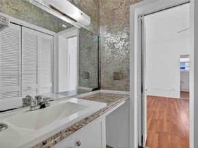 5900 NE 4th Ct, Miami FL 33137