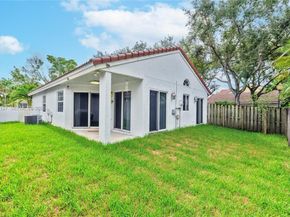 1361 Seagrape Cir, Weston FL 33326