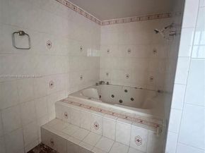 890 E 28th St, Hialeah FL 33013