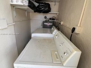 2305 NW 13 Ct, Fort Lauderdale FL 33311